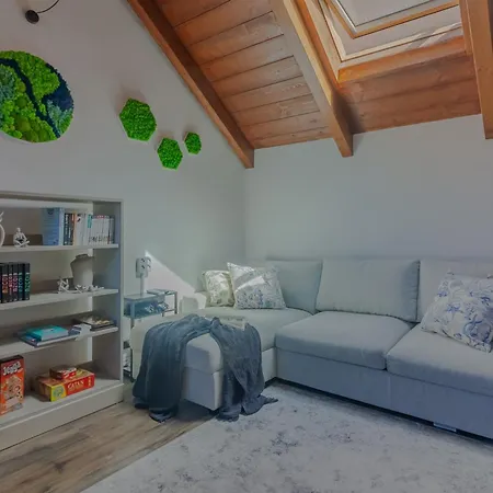 Skylight Apartament *